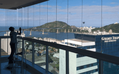 Solução Varandas | Assistência Técnica e Manutenção de Fechamento de Varanda Por Que Chamar um Profissional para Consertar Sua Varanda de Vidro